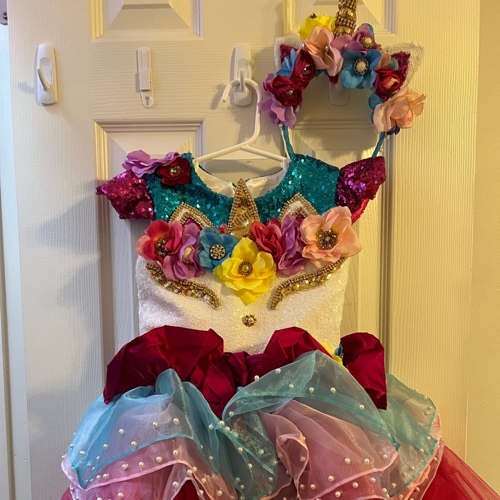Dress - Picture 3 of 8